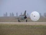 Parasute pentru franare avioane